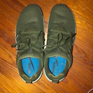 NIKE metcon free sneaker